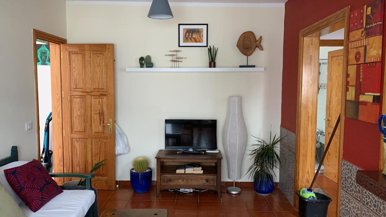 Apartamento coqueto apto EILA 100 metros playa WIFI Famara Exterior foto